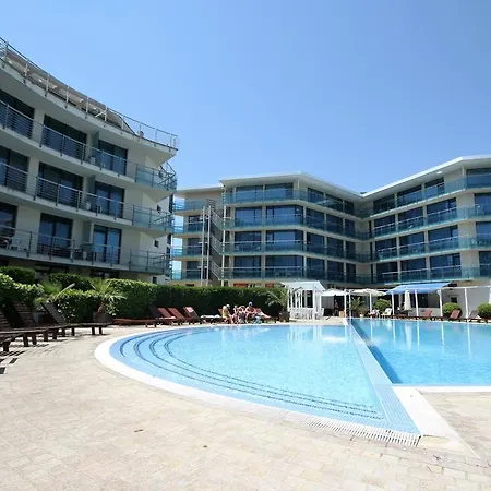 Hotell Riviera Blue