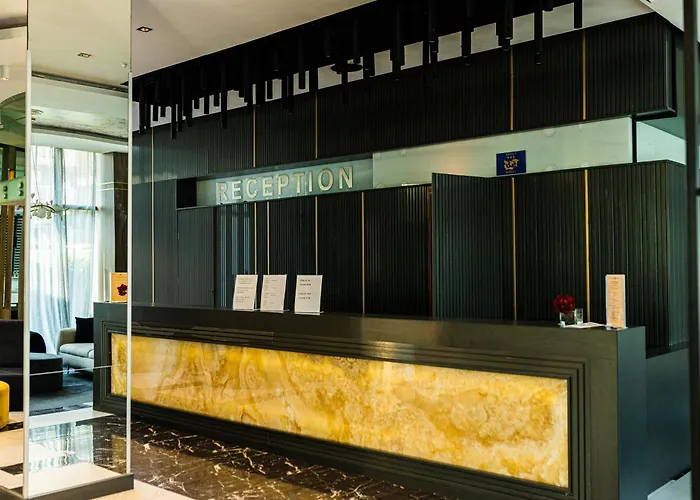 Riviera Blue 阳光海滩