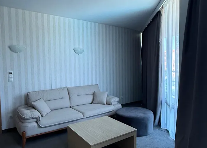 Riviera Blue 3*