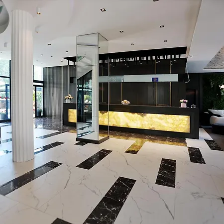 ривиера блу Хотел 3*