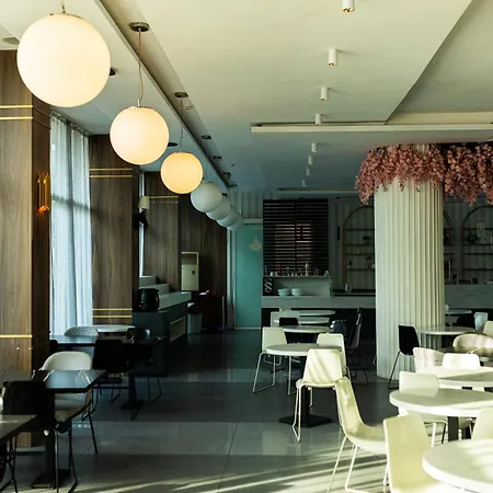 Хотел ривиера блу